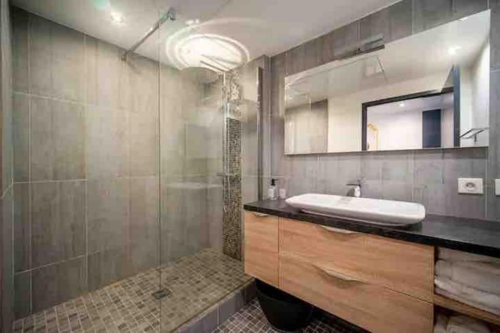 Le Marquis - T3 Standing 100M2 250 Metres Du Port Apartment Марсилия Екстериор снимка