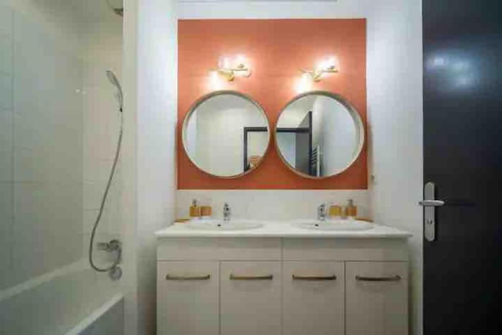 Le Marquis - T3 Standing 100M2 250 Metres Du Port Apartment Марсилия Екстериор снимка